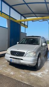 Mercedes-Benz Mercedes Benz w163 ML 430 V8 LPG - Mercedes-Benz ML 430 mit Benzin-Antrieb