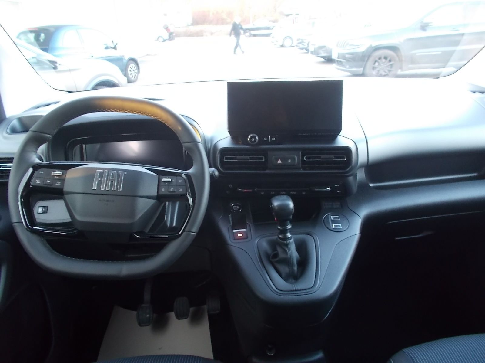 Fahrzeugabbildung Fiat Doblo Kombi L1 1.5 BlueHDi