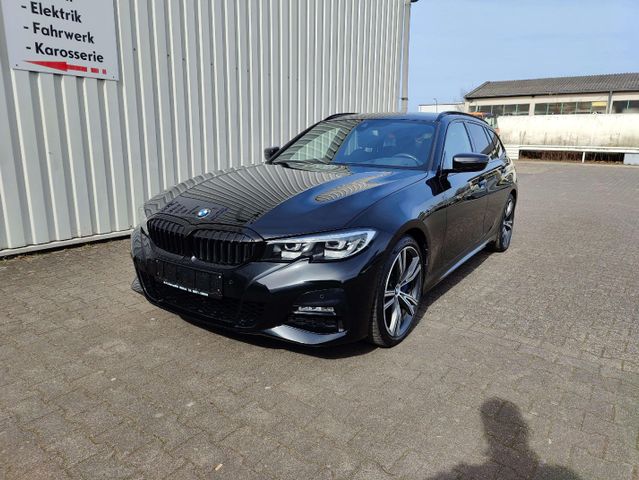 BMW 330 330 d xDrive M Sport Headup Leder AHK Navi u