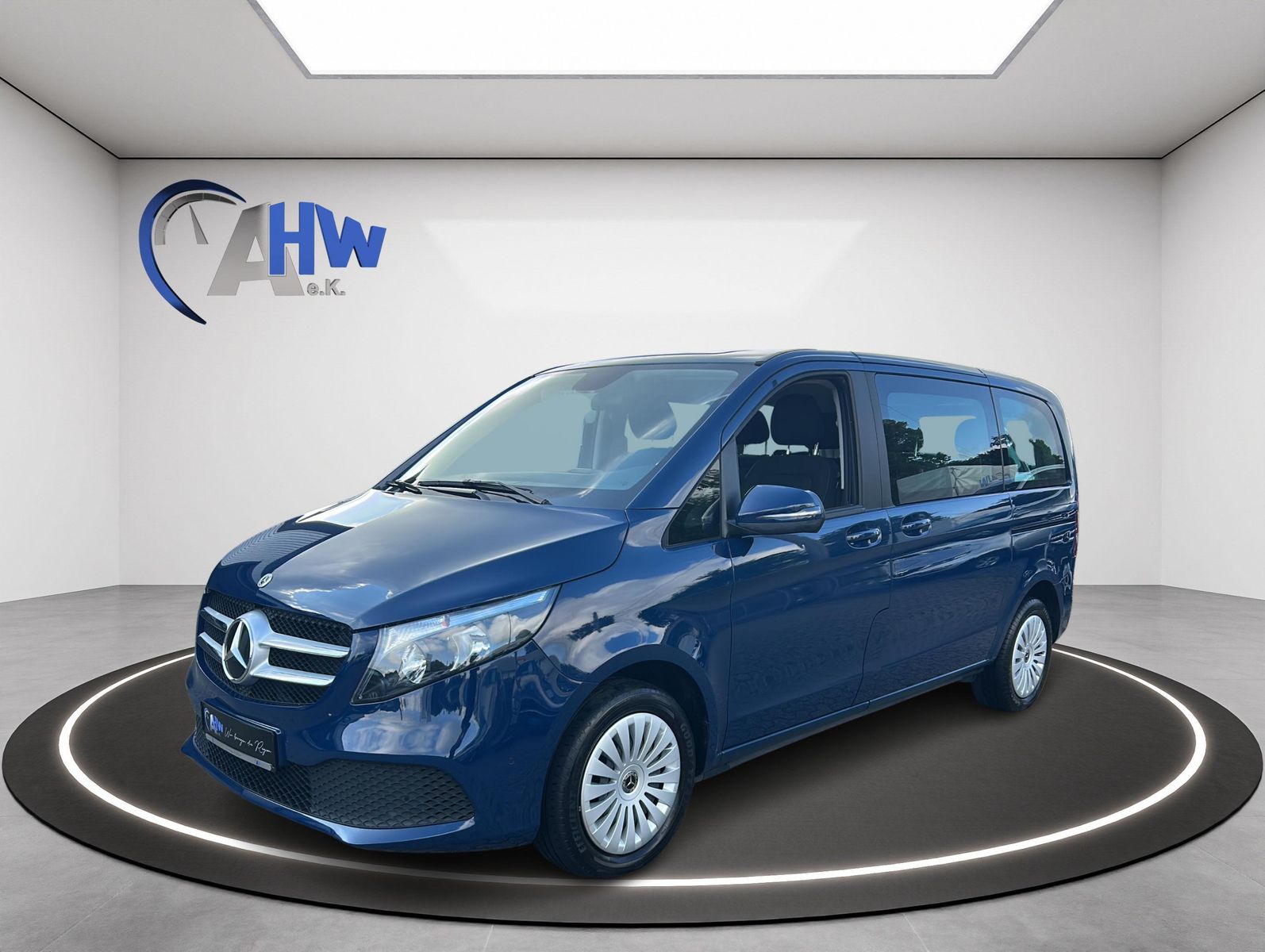 Fahrzeugabbildung Mercedes-Benz V 220 d RISE kompakt