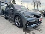 Volkswagen Tiguan Allspace R-Line 4Motion *7-SITZER/PANO* - VW Gebrauchtwagen von 2022