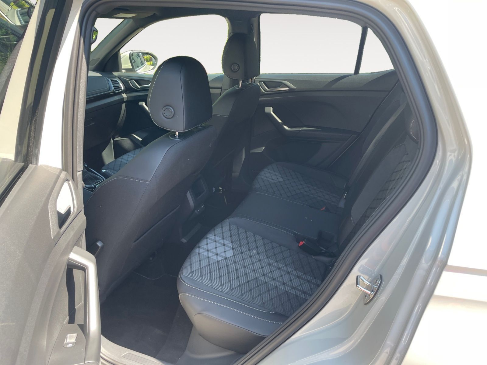 Volkswagen T-Cross - Bild 14