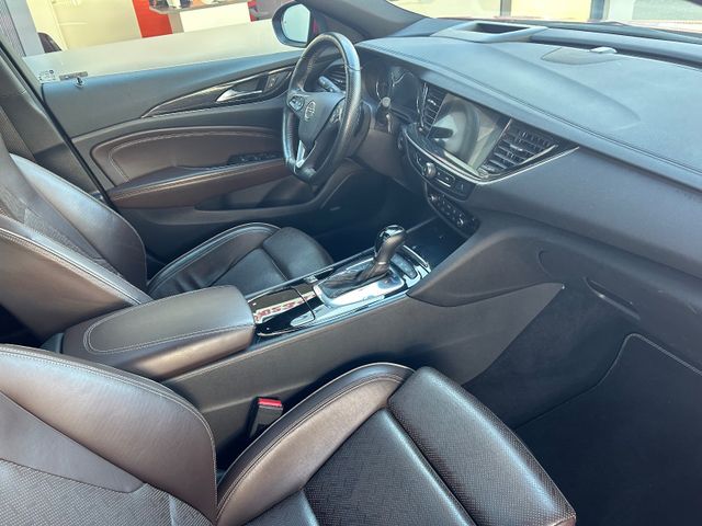 Fahrzeugabbildung Opel Insignia Sports Tourer GSi 4x4 Aut.+Panorama+