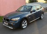 BMW X1 sDrive20d Sport Line TOP Zustand