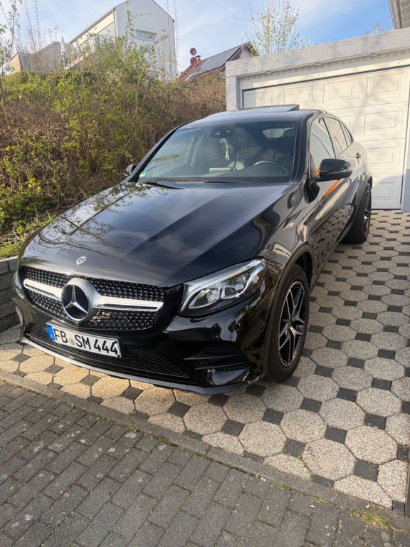 Image of Mercedes-Benz GLC 250