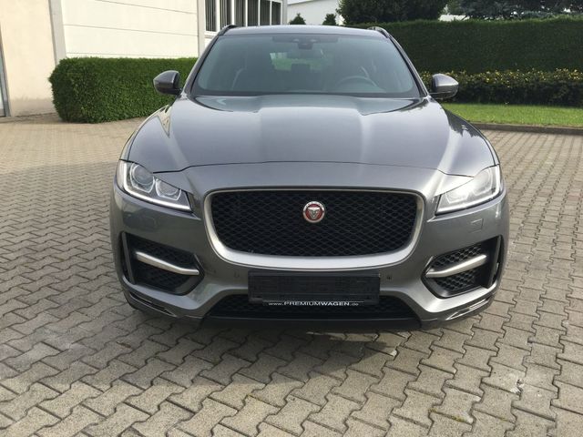 Jaguar F-Pace 20d AWD Aut. R-Sport, Navi, Meridian