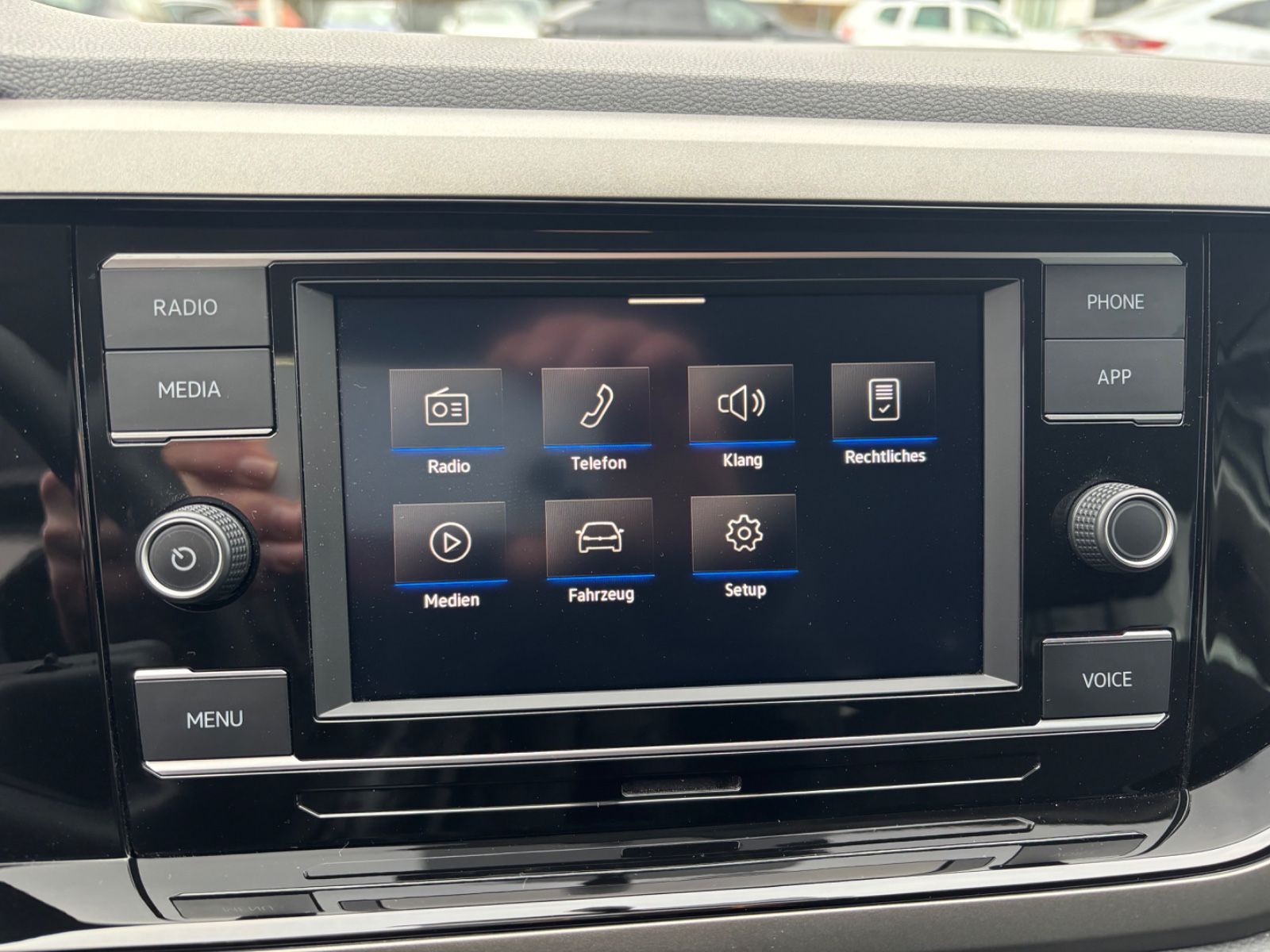 Fahrzeugabbildung Volkswagen Polo VI Comfortline