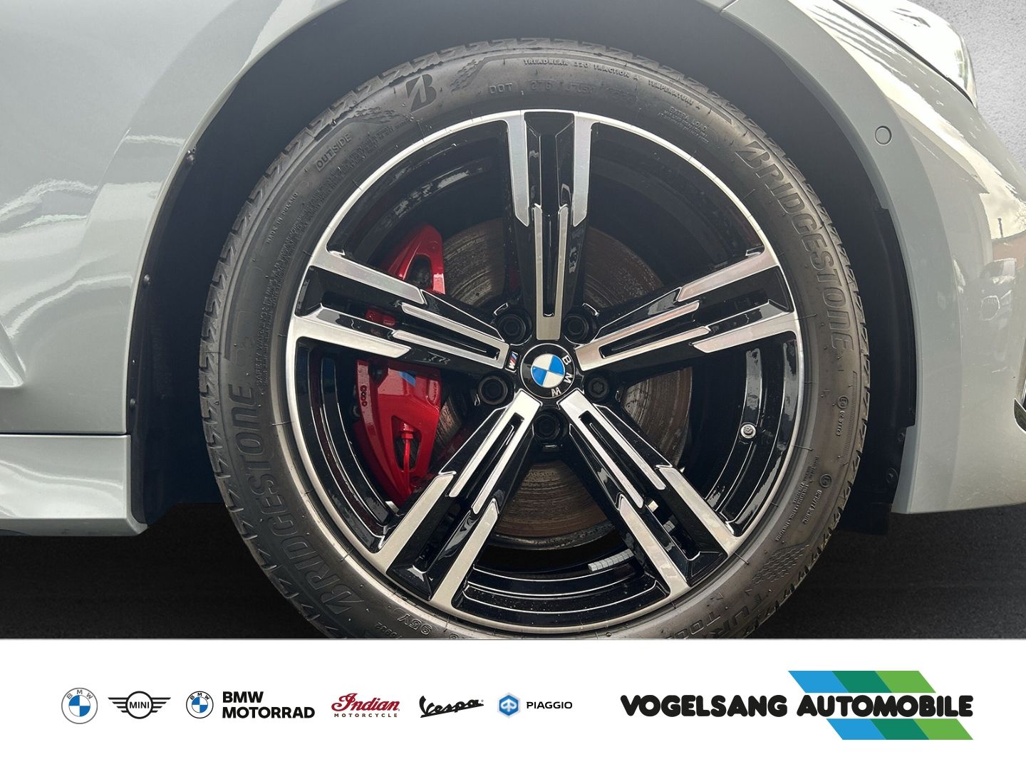 Fahrzeugabbildung BMW M340i xDrive Touring,Panodach,H&KSound,HeadUp,RF