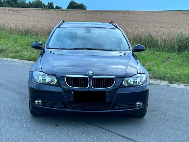 BMW 318i Touring - KLIMA - TÜV 2026 - NAVI - AHK