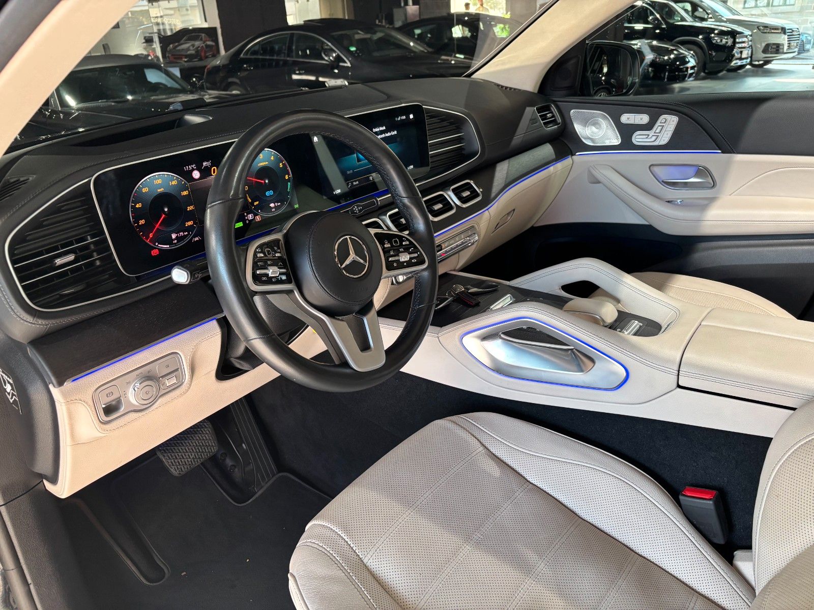 Fahrzeugabbildung Mercedes-Benz GLE 350de Coupe*AMG*Massage*HUD*Pano*360°*Keyles