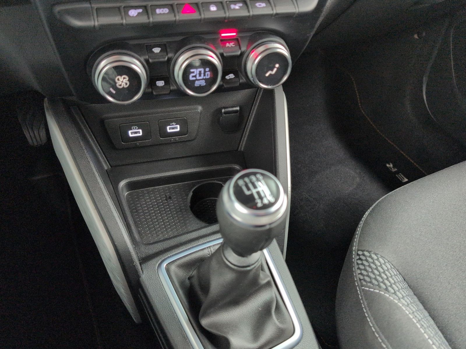 DACIA Duster  Blue dCi 115 Prestige+ Multiview SHZ – Bild 19