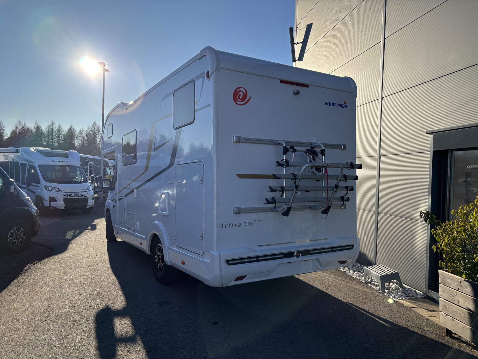 Fahrzeugabbildung Eura Mobil Activa One AO 690 HB Travel-Paket/Mark./Lithium.