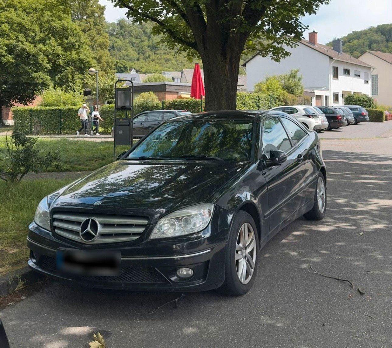 Mercedes-Benz CLC 220