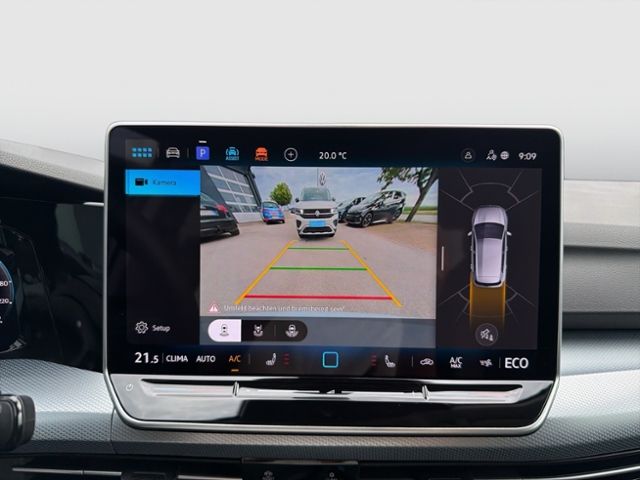Golf VIII ENERGY 1.5 e-HYBRID DSG REAR VIEW NAVI