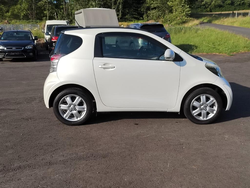 Toyota IQ