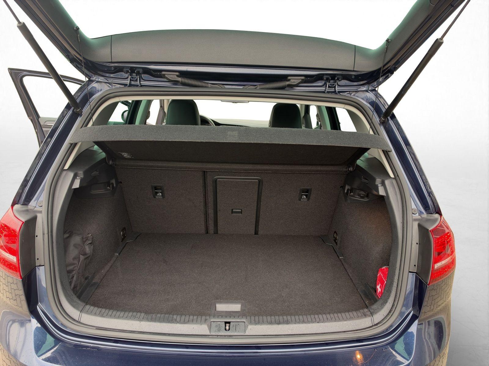 Volkswagen Golf 2.0 TDI Highline*Navi*Pano*ACC*Leder*StHz*K