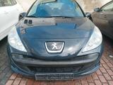 Peugeot 206 plus 2010 1.4 Benzin - Peugeot 206 in Frankfurt (Main)
