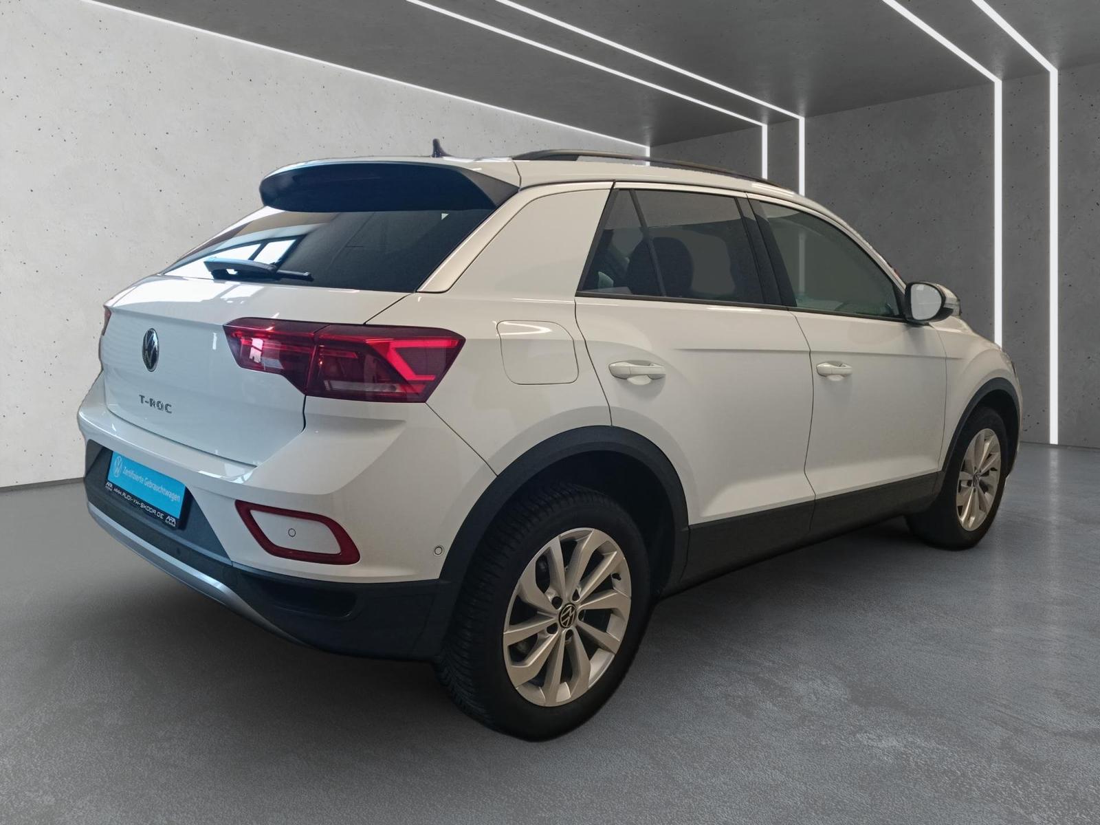 Volkswagen T-Roc 1.0 TSI LIFE LED*RFK*SHZ*App-Connect