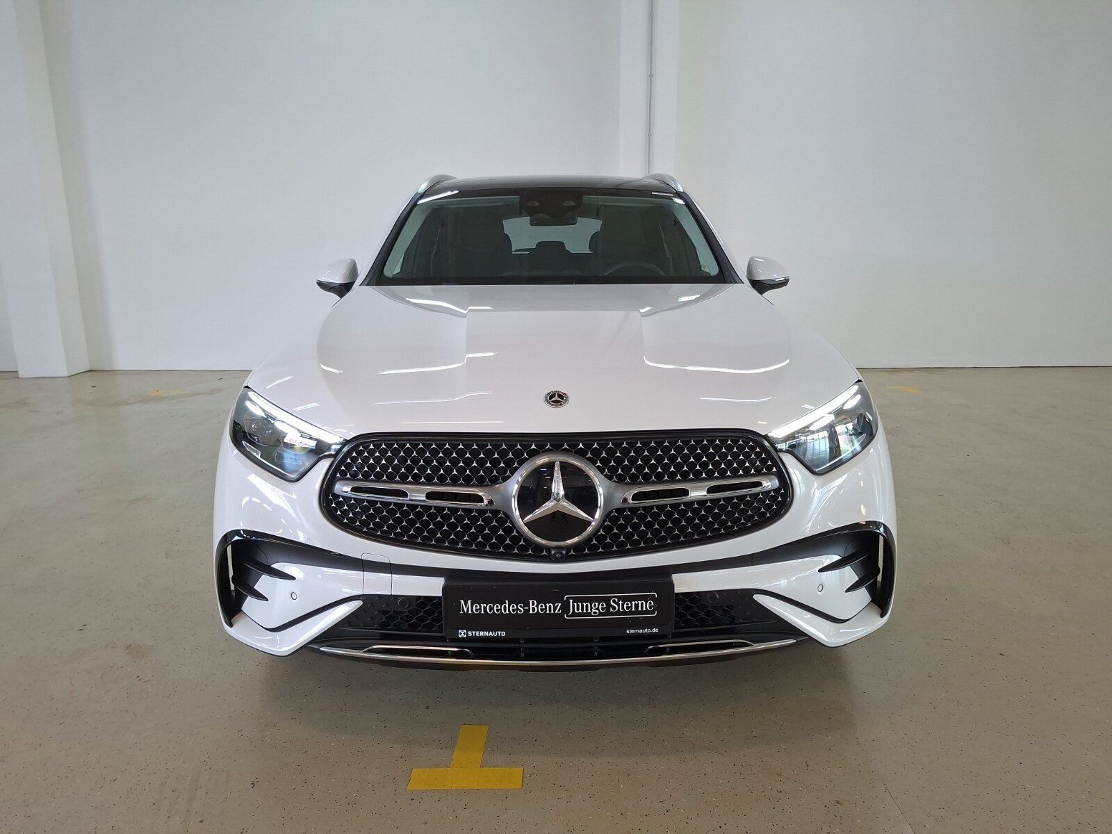 Mercedes-Benz GLC 220 d 4M AMG Prem Plus DigiLight Distr Pano  imagem 2