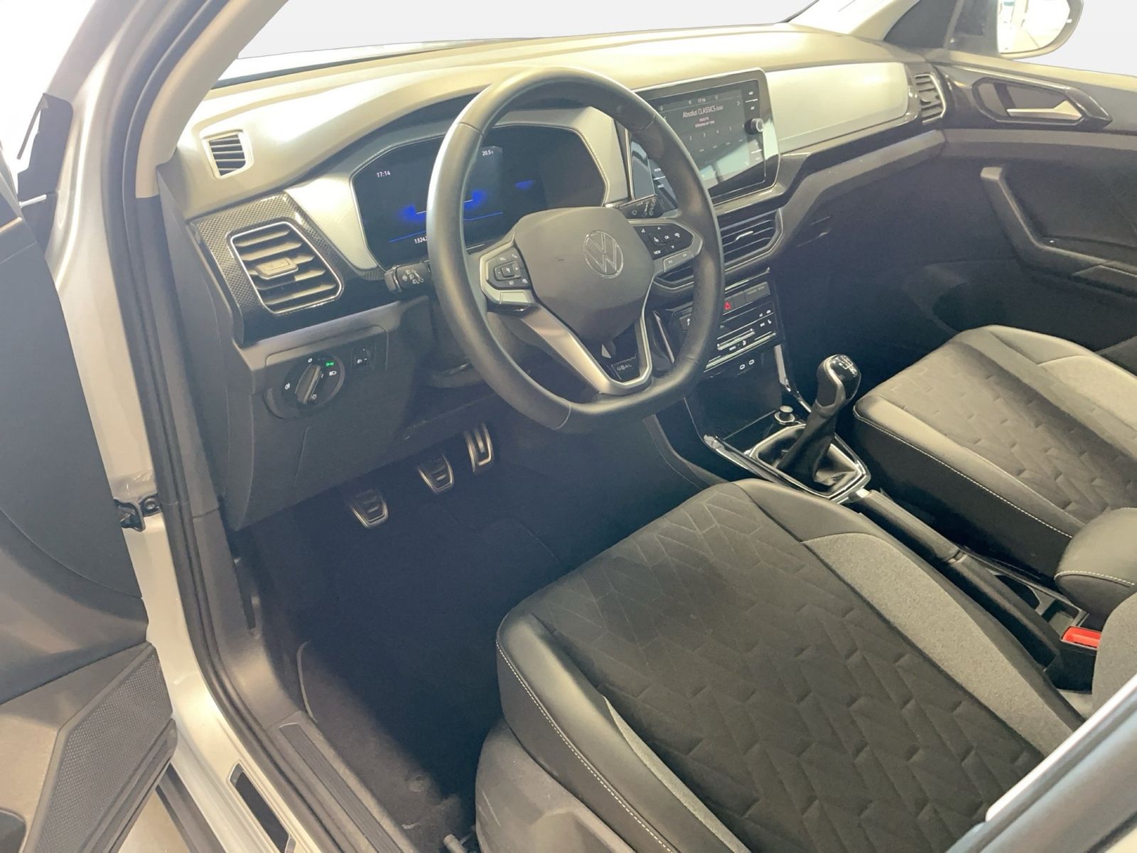 Volkswagen T-Cross - Bild 10