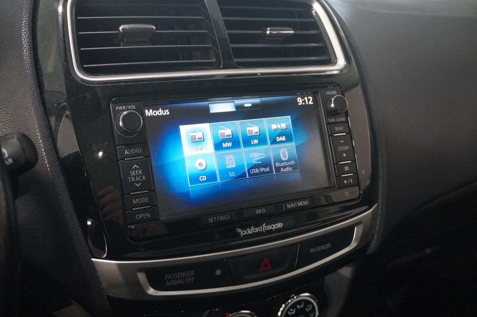 Fahrzeugabbildung Mitsubishi ASX 1.6D TOP 2WD NAVI/LED/KAMERA/PANO./SHZ/AHK