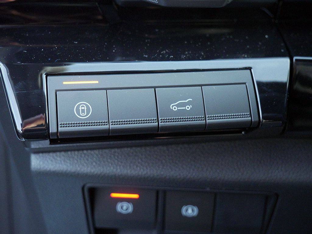 Fahrzeugabbildung Renault Austral Esprit Alpine Full Hybrid E-TECH 200