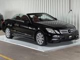 Mercedes-Benz E200 Cabrio CGI BlueEfficiency - Mercedes-Benz E 200: Cabrio