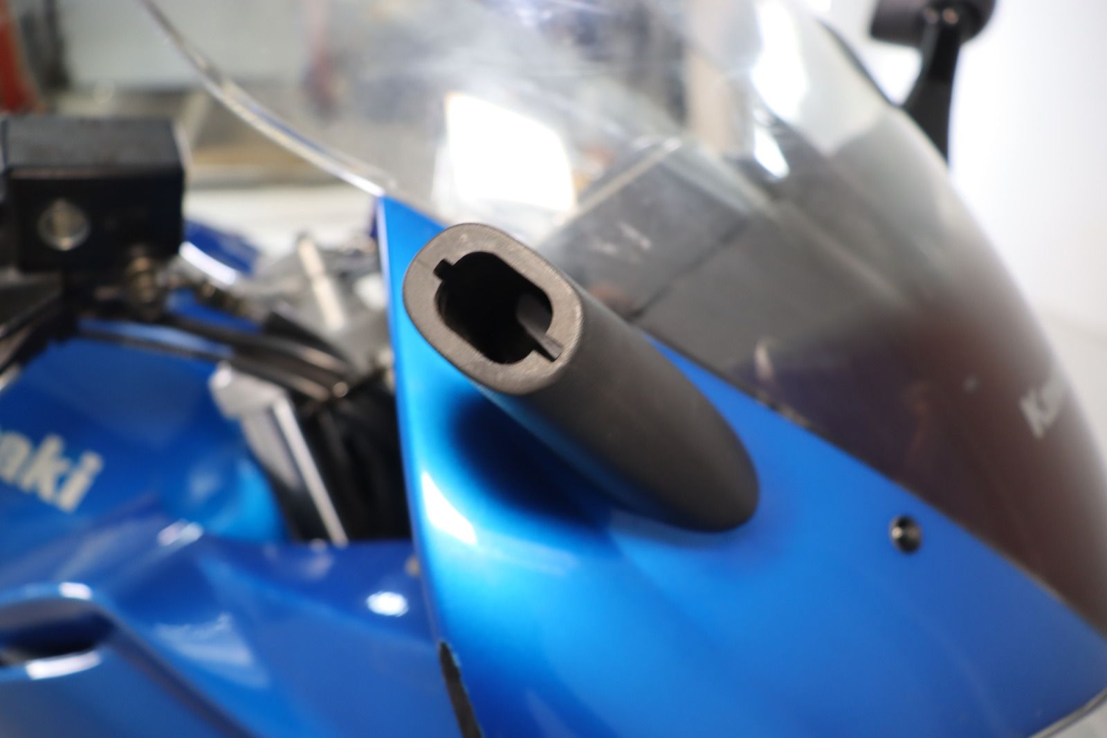 Fahrzeugabbildung Kawasaki ZR 750 F