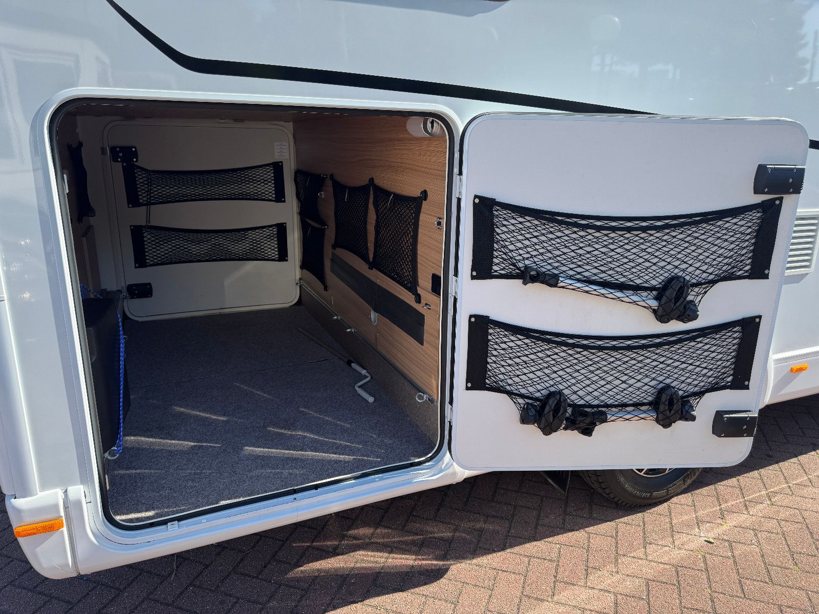 Fahrzeugabbildung Dethleffs GLOBEBUS T 006 FIAT 9G AUTOMATIK ACC NAVI TV SAT