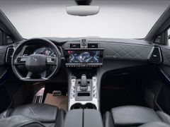 Fahrzeugabbildung DS Automobiles DS 7 Crossback 1.6 E-Tense 300 4x4 Grand Chic