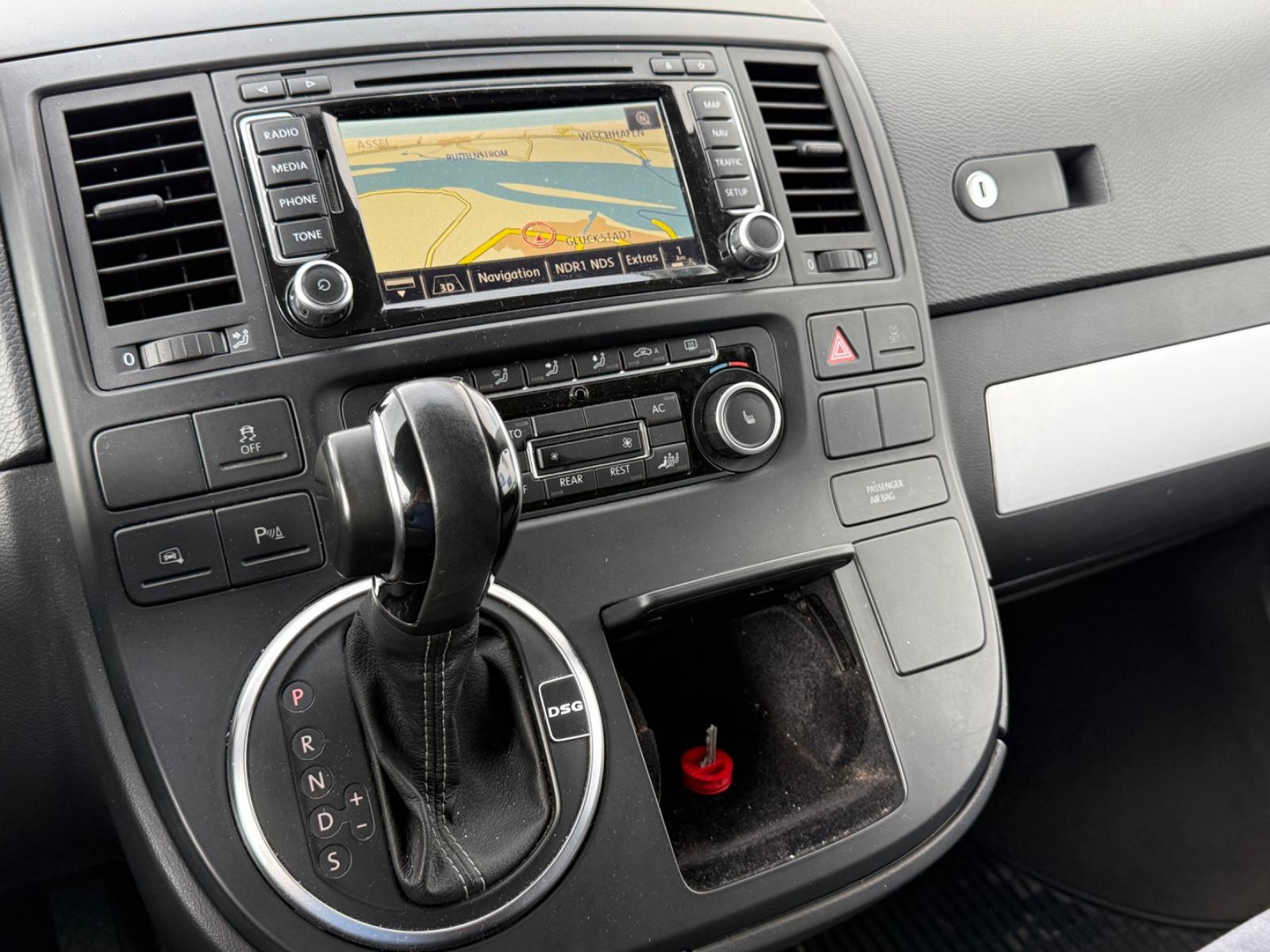 Volkswagen T5 Multivan 2.0 180ch DSG 4Motion 7 places Dynaudio Chauffage stationnaire Caméra