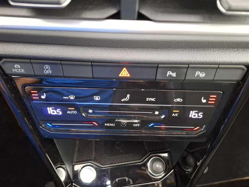Volkswagen T-Roc R-Line 1.5 TSI DSG BusinessPremium, миниатюра 25
