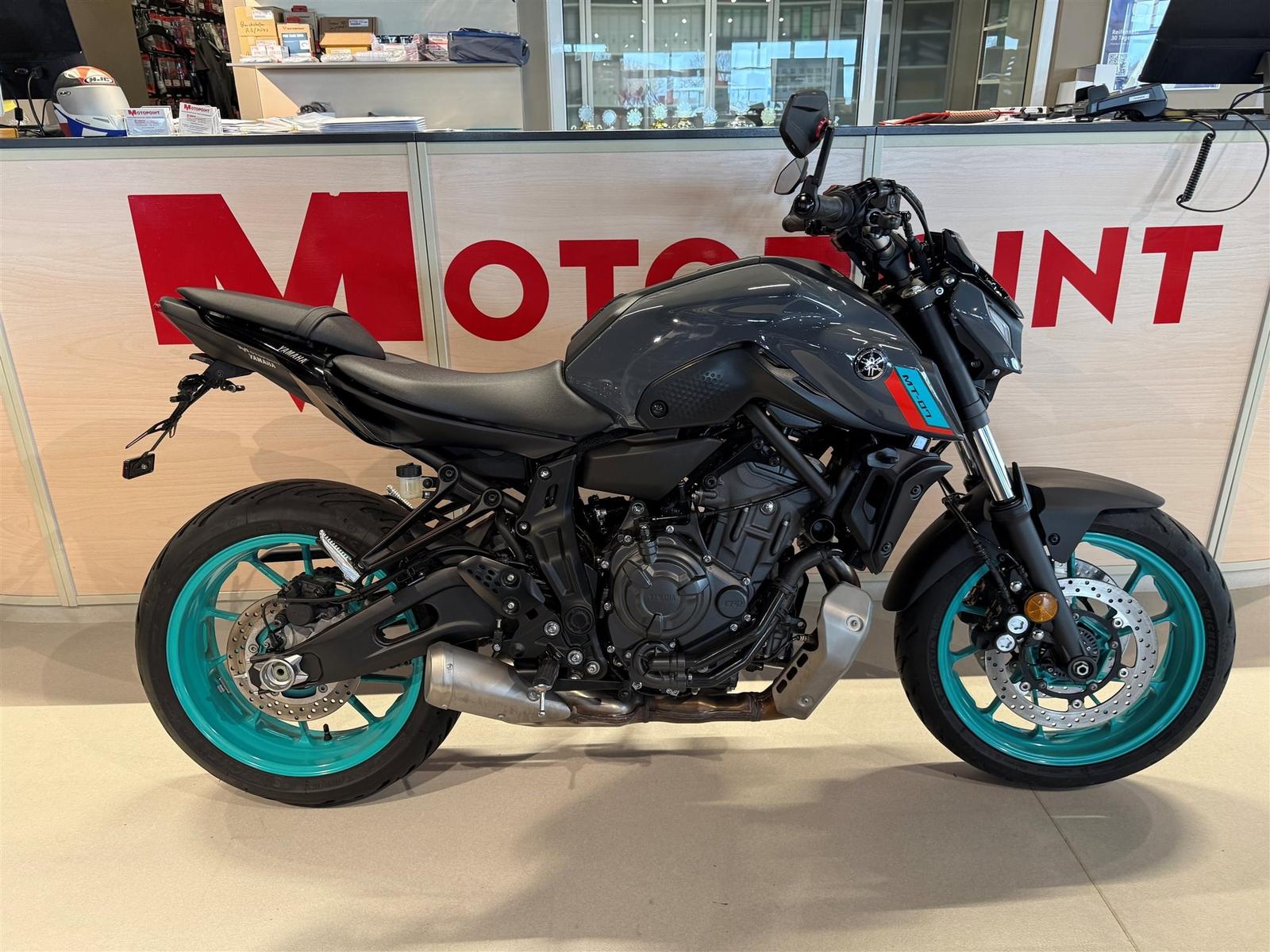 Yamaha MT-07 viel Zubehör