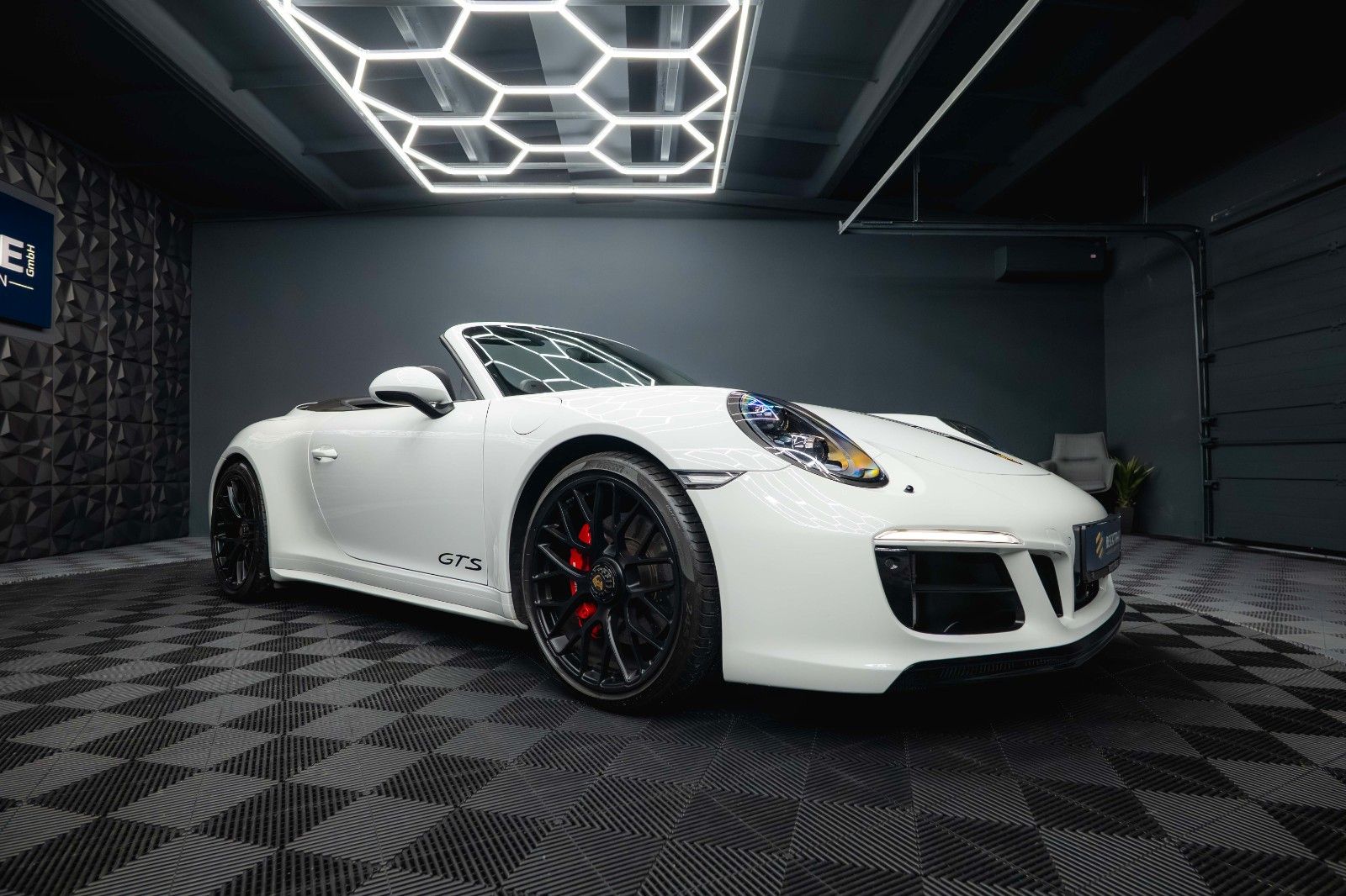 Fahrzeugabbildung Porsche 911 991.2 Carrera 4 GTS Cabrio *ACC*LED*111Check