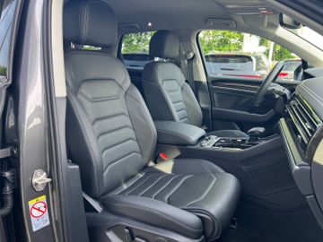 Volkswagen Touareg - 9