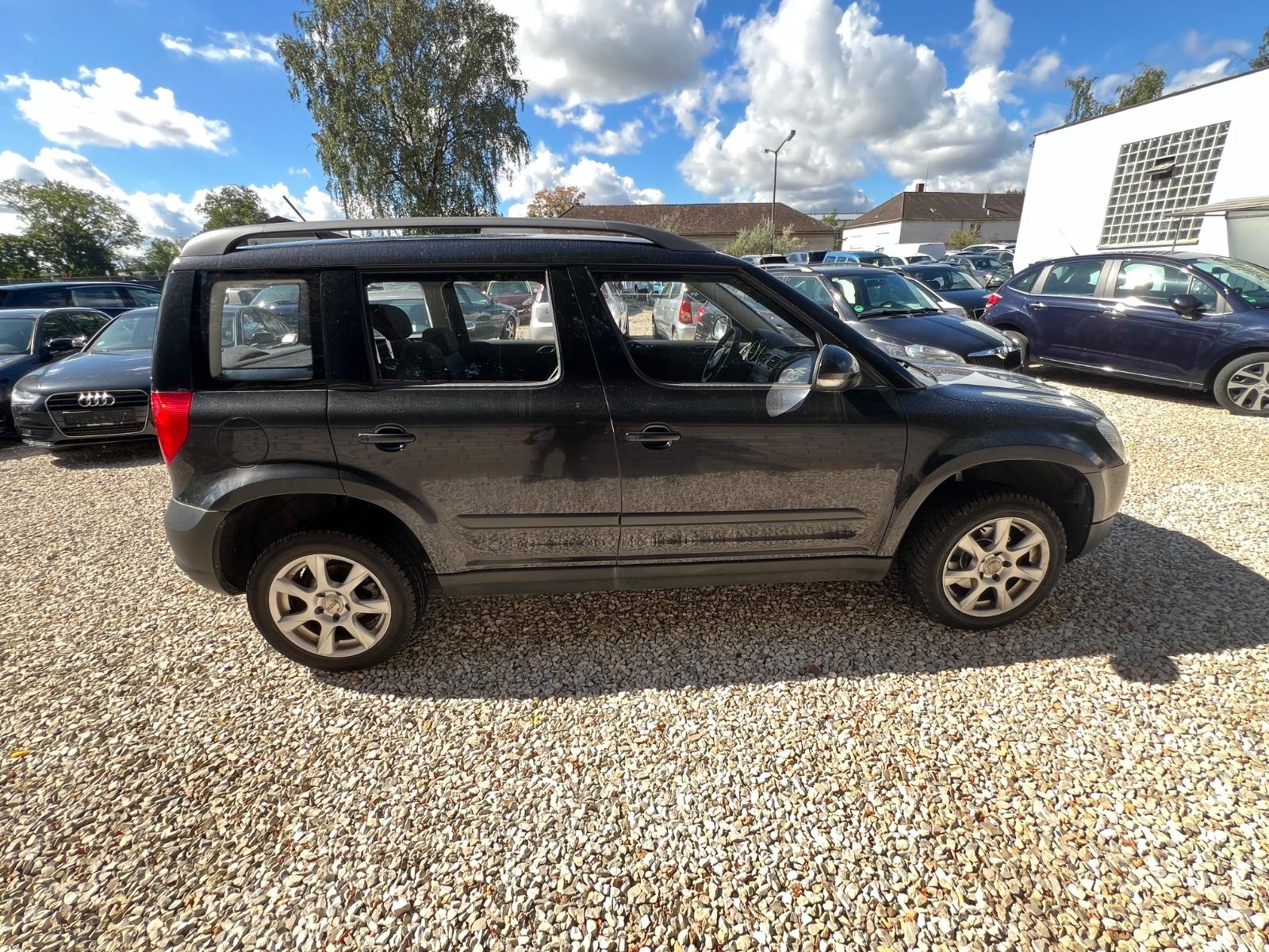 Skoda Yeti 2012 — photo 8