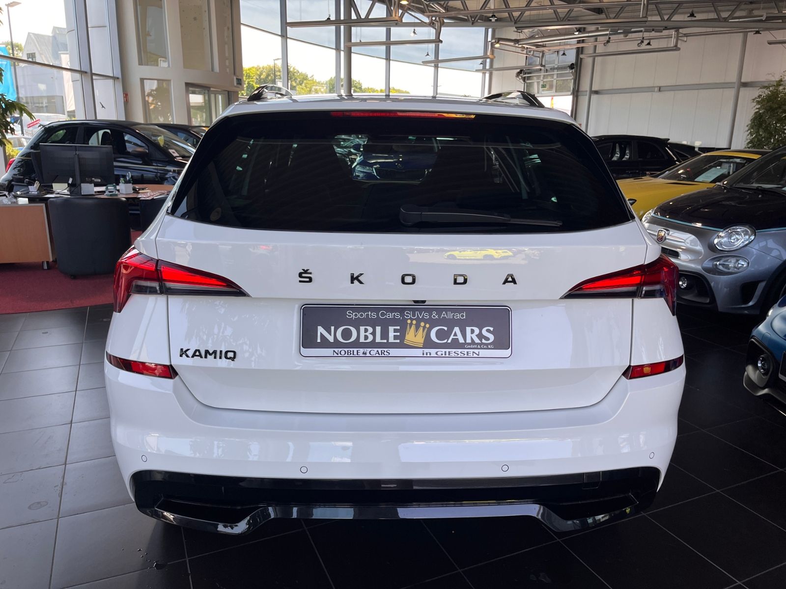 Fahrzeugabbildung SKODA Kamiq Monte Carlo PANO LED NAVI ALU