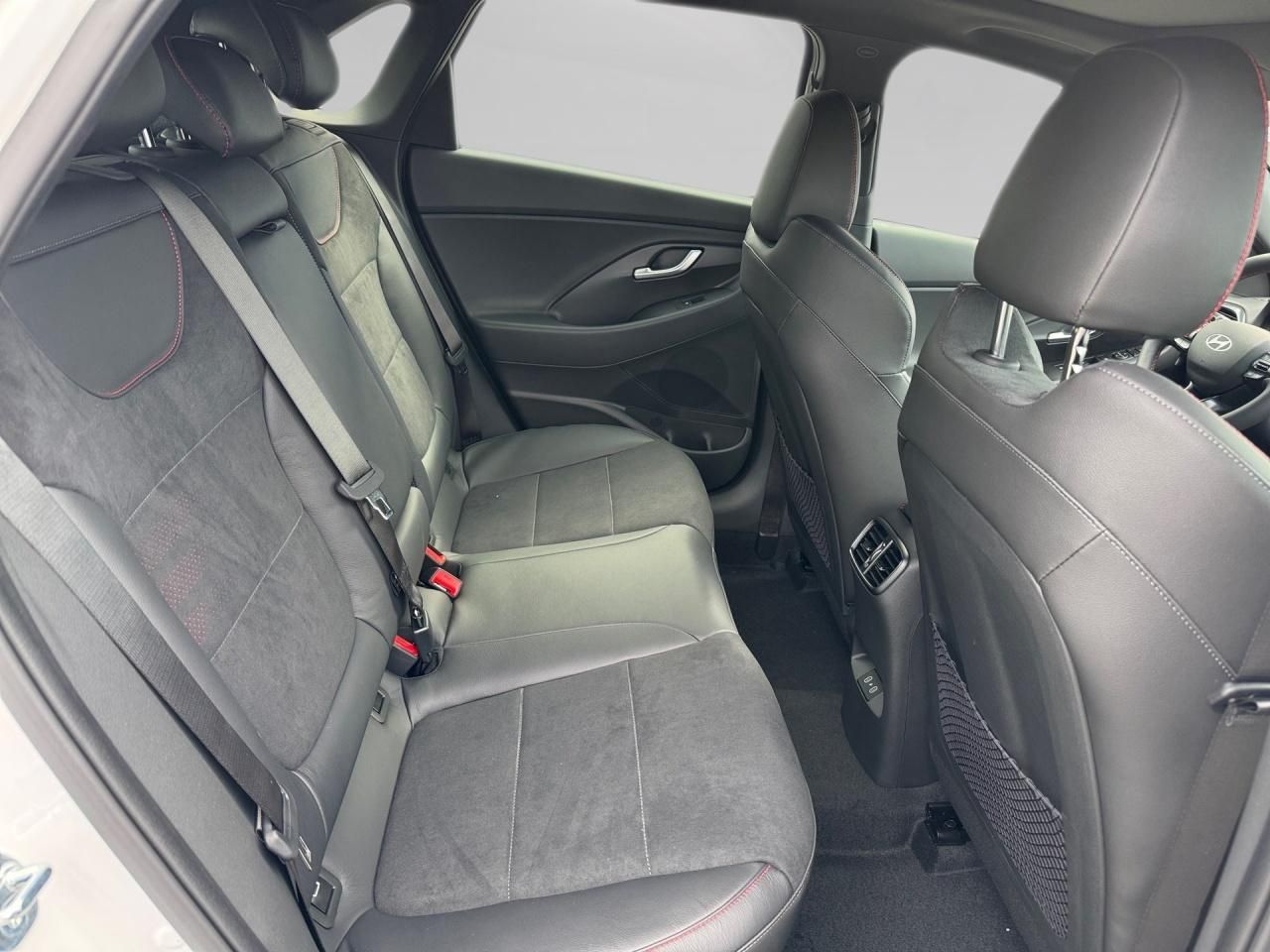 Fahrzeugabbildung Hyundai i30 N-LINE LED*SHZ*Panorama*Leder*Carplay