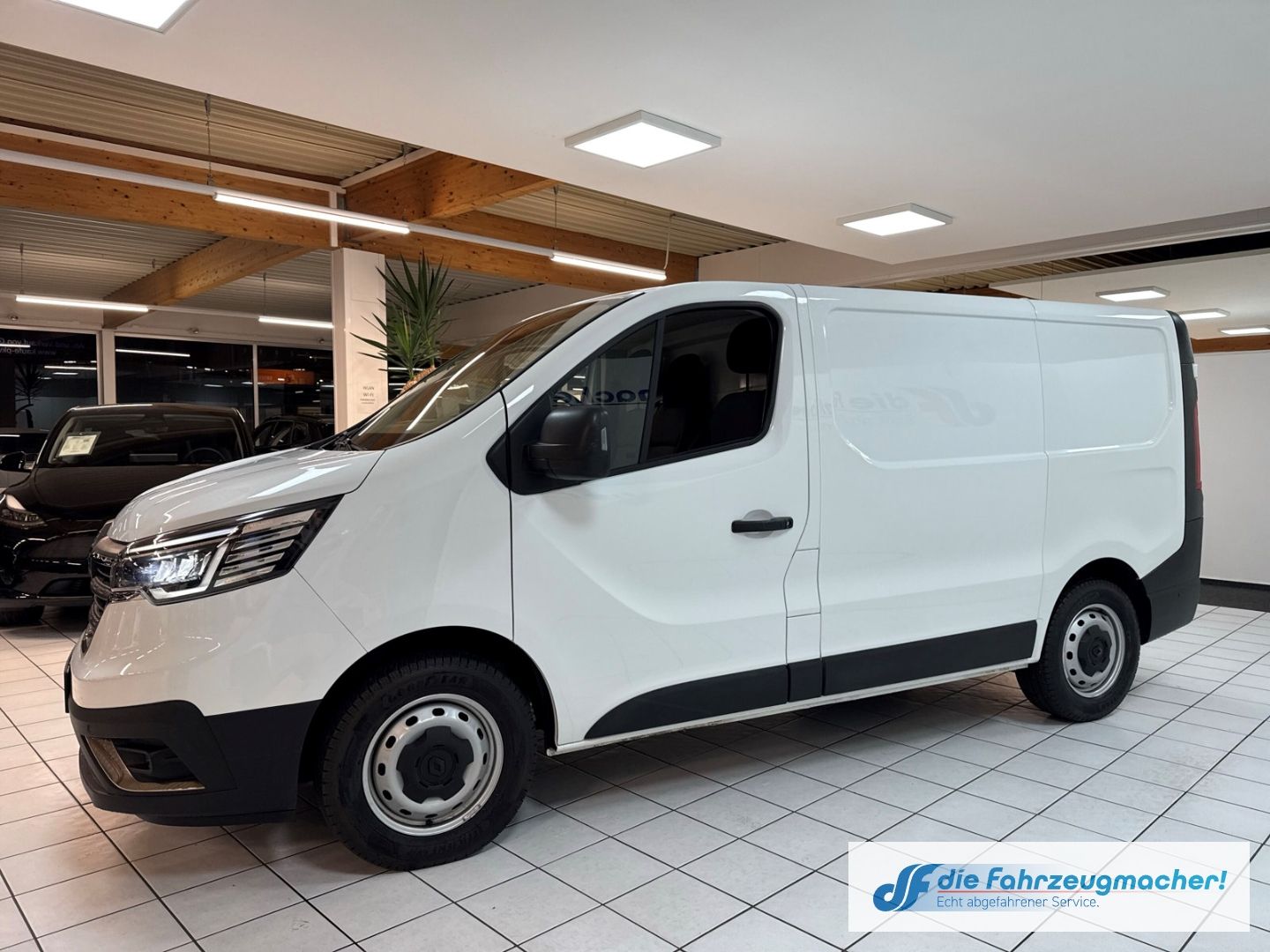Fahrzeugabbildung Renault Trafic Kasten L1H1 3,0t Komfort LED SHZ Totwinke