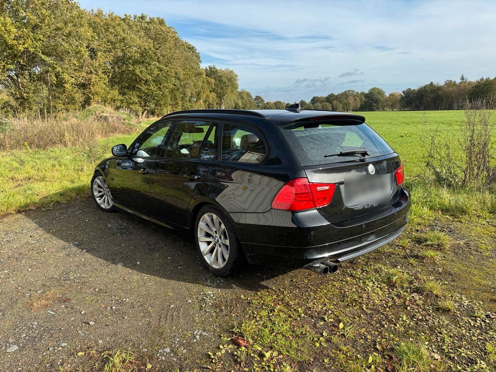 BMW 325 2011 — photo 6