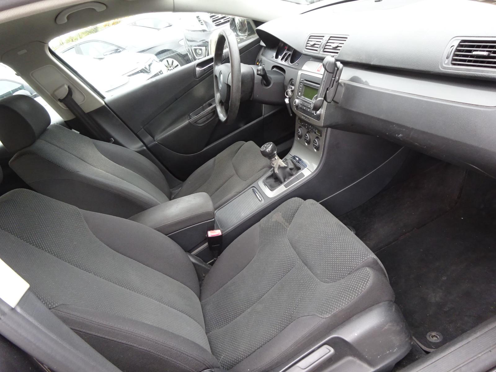 Volkswagen Passat 2006 — photo 11