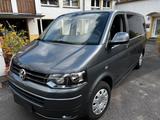 Volkswagen T5 Caravelle Comfort Behindertengerecht