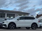 Volkswagen Tiguan R-Line 4Motion ALLSPAC*PANO*AHK*GARANTIE* - Volkswagen: Ambiente-Beleuchtung