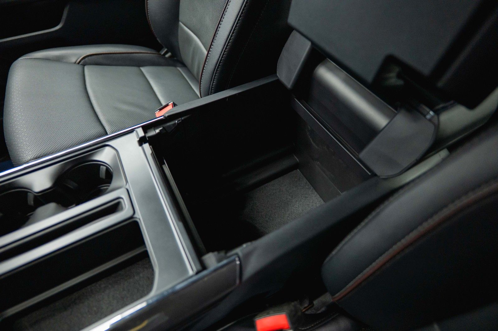 Fahrzeugabbildung Ford F150 3.5 V6 LARIAT RAPTOR SuperCrew 4x4*LED*B&O*