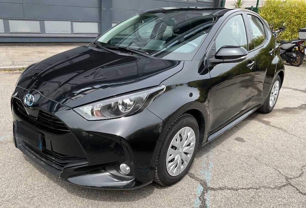Toyota Yaris - 1