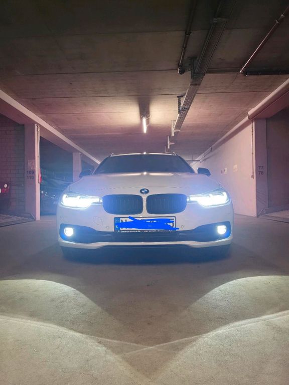 Image of BMW 320
