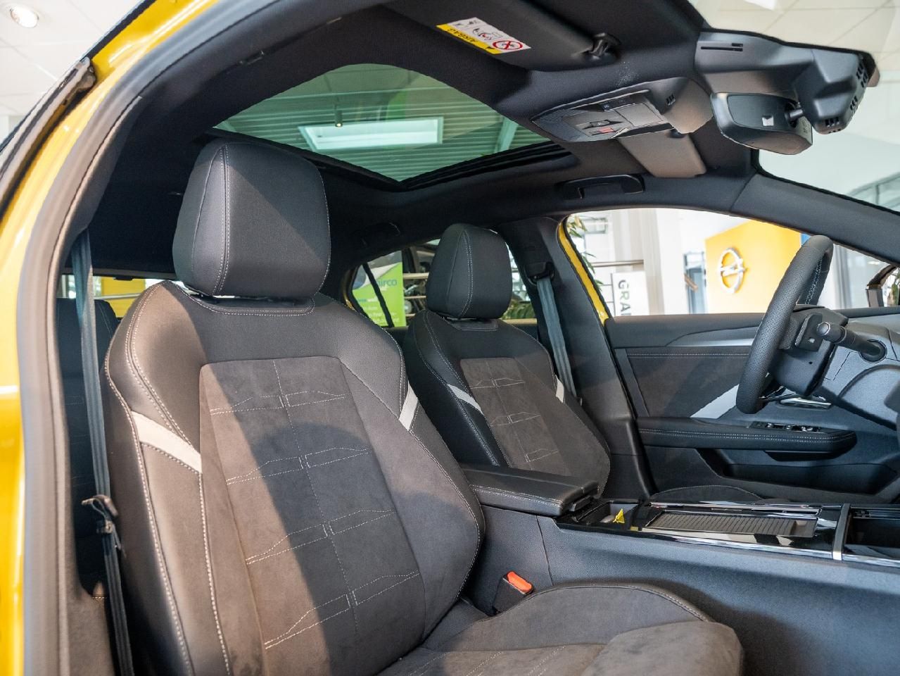 Fahrzeugabbildung Opel Astra L Lim. 5-trg. Ultimate