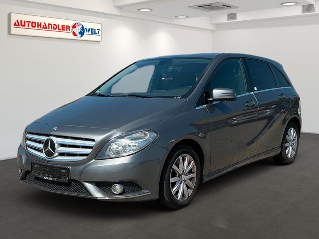 Mercedes-Benz B 180 AMG- Line Klimaanlage Sitzhzg. PDC v+h BT