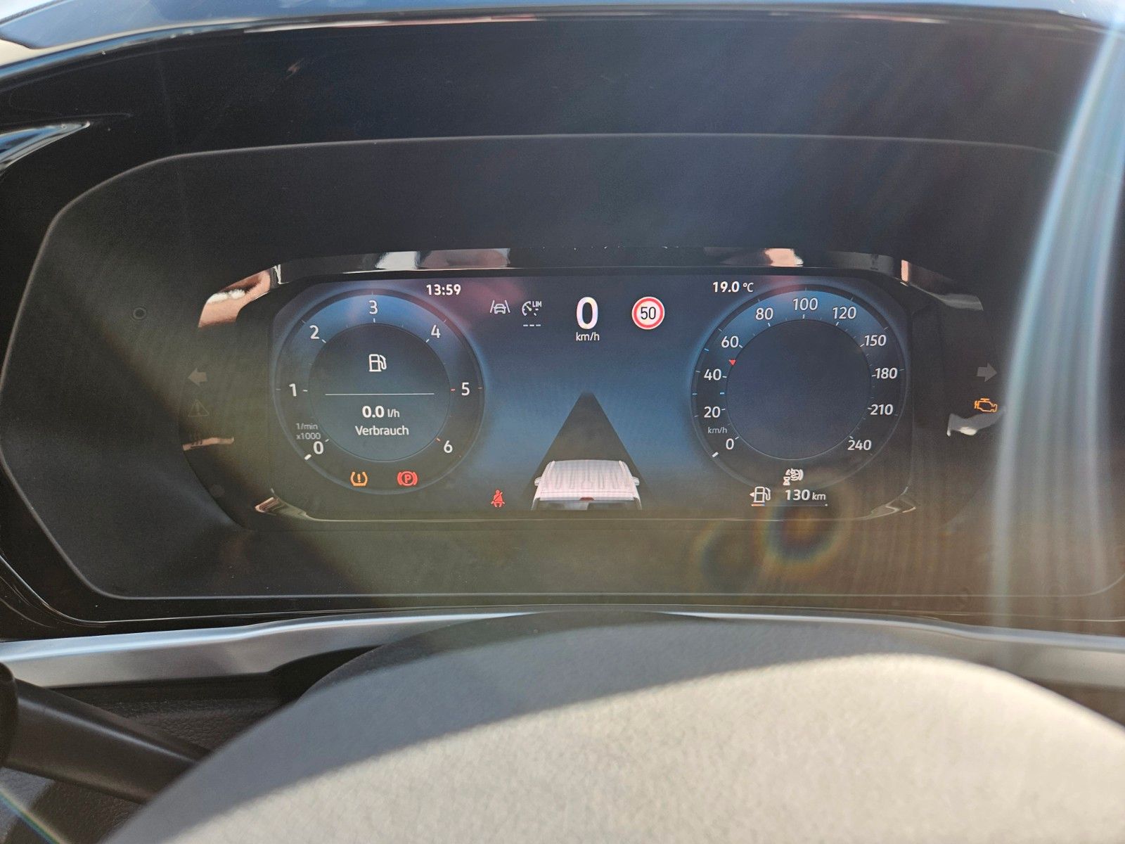 Fahrzeugabbildung Ford Transit Connect Limited L2 Kasten
