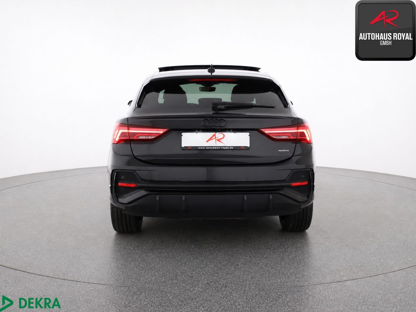 Audi Q3 Sportback 45 TFSI qu 3x S LINE MATRIX,SONOS foto 4